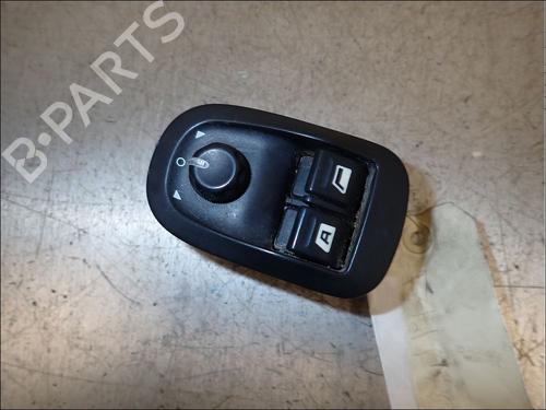 Used Left front window switch Left front window switch PEUGEOT 206 Hatchback (2A/C) 1.6 16V (109 hp) 34011157 34011157