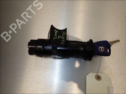 Used Ignition barrel Ignition barrel FIAT PUNTO (188_) 1.2 60 (188.030, .050, .130, .150, .230, .250) (60 hp) 34023520 34023520