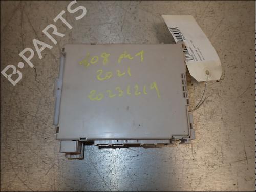 fuse-box-peugeot-108-2014-34017017 main image