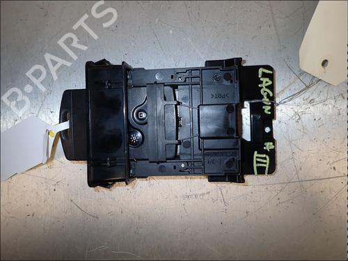 Used Card reader Card reader RENAULT LAGUNA III (BT0/1) 2.0 dCi (BT01, BT08, BT09, BT0E, BT0K, BT12, BT1C, BT1D,... (150 hp) 34029362 34029362