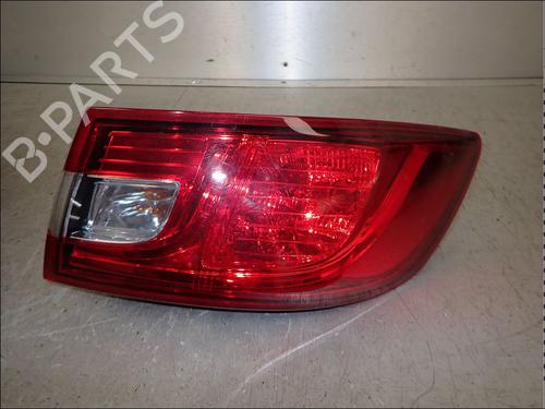 right-taillight-renault-clio-iv-bh_-2012-2013-2014-2015-2016-2017-2018-2019-2020-2021-34205517 main image