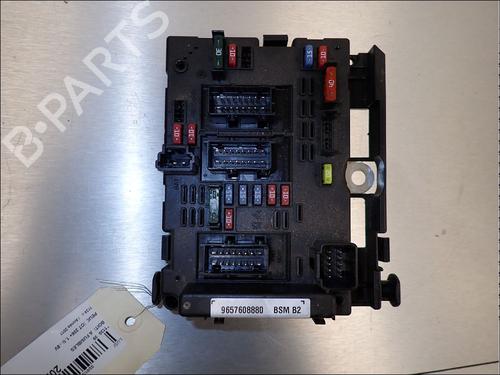 Used Fuse box Fuse box PEUGEOT 206+ (2L_, 2M_) 1.1 (60 hp) 34016083 34016083