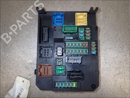 Used Fuse box Fuse box CITROËN DS5 2.0 BlueHDi 180 (180 hp) 34010755 34010755