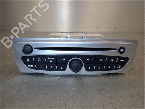 radio-renault-megane-iii-hatchback-bz01_-b3_-2008-34027951 main image