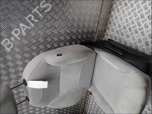 Left front seat CITROËN C3 II (SC_) 1.6 HDi | BP36518468C15 - Image 4