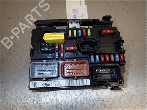 Used Fuse box Fuse box CITROËN DS3 (SA_) 1.6 THP 155 (156 hp) 34031353 34031353