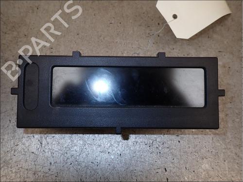 display-monitor-renault-megane-iii-hatchback-bz01_-b3_-2008-34024738 main image