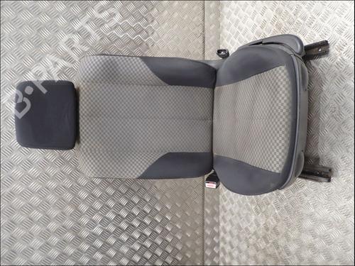 Used Left front seat Left front seat RENAULT MEGANE II Saloon (LM0/1_) 1.5 dCi (LM02, LM13, LM2A) (101 hp) 40004841 40004841