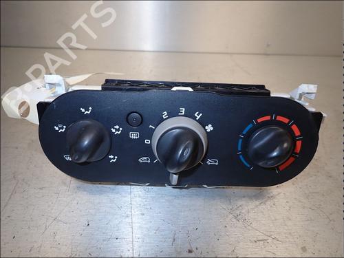 Used Climate control Climate control RENAULT TWINGO II (CN0_) 1.2 (CN0D) (58 hp) 34023170 34023170