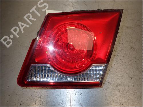 Højre baklys, luke Højre baklys, luke CHEVROLET CRUZE (J300) 2.0 CDI (150 hp) 34027550 34027550