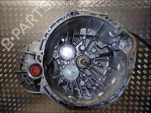 Getriebe für Getriebe RENAULT MASTER III Van (FV) 2.3 dCi 150 FWD (FV0F, FV03, FV09) (150 hp) 35999898 35999898