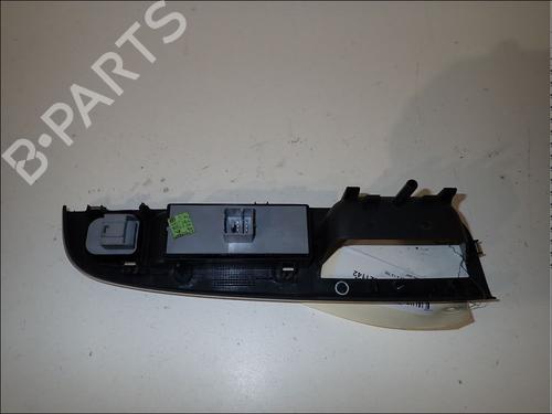 Left front window switch VW GOLF V (1K1) 1.9 TDI | BP34025349I27 - Image 3