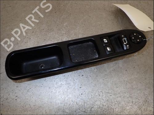 Used Left front window switch Left front window switch CITROËN C3 Picasso (SH_) 1.4 VTi 95 (SH8FSC, SH8FP0, SH8FP6) (95 hp) 34262283 34262283
