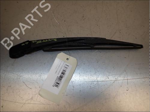 Used Rear windshield wiper arm Rear windshield wiper arm SUZUKI SWIFT III (MZ, EZ) 1.3 DDiS (RS413D) (75 hp) 34029539 34029539