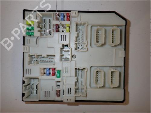 Used Fuse box Fuse box RENAULT MEGANE III Hatchback (BZ0/1_, B3_) 1.5 dCi (BZ09, BZ0D, BZ1W, BZ29, BZ14) (110 hp) 34017228 34017228