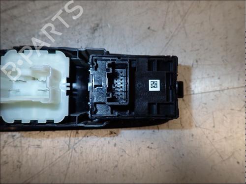 Left front window switch DACIA SANDERO III 1.0 SCe 65 | BP34032346I27 - Image 6