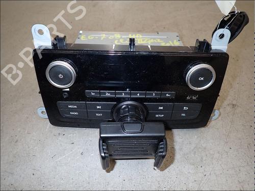 Used Radio Radio RENAULT CLIO IV (BH_) 1.2 16V (73 hp) 34032071 34032071