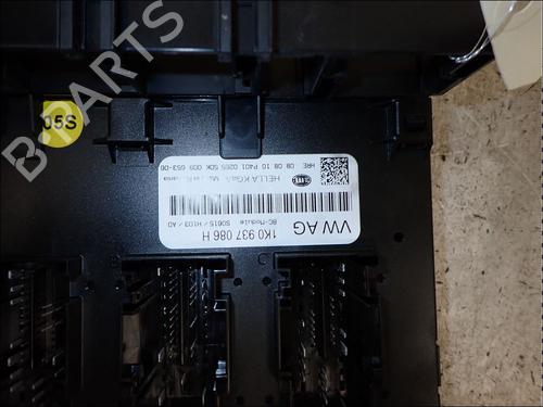 Fuse box VW GOLF VI (5K1) 1.6 TDI | BP34147928E1 - Image 3