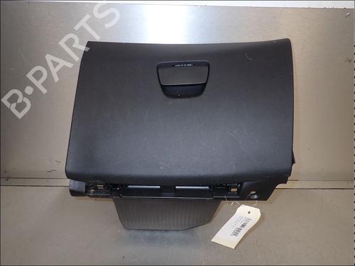 Handskerum Handskerum PEUGEOT 208 I (CA_, CC_) 1.2 VTI 82 (82 hp) 34032257 34032257