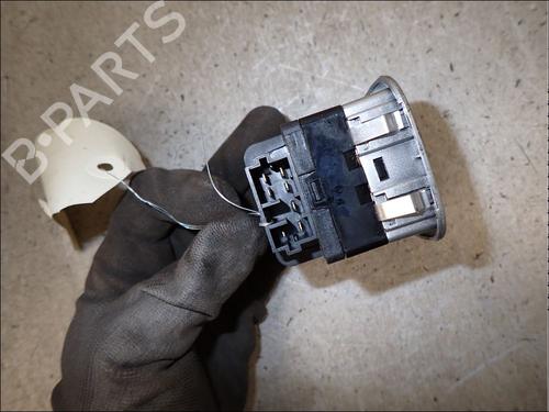 Left front window switch PEUGEOT 206+ (2L_, 2M_) 1.4 HDi eco 70 | BP34028064I27 - Image 5