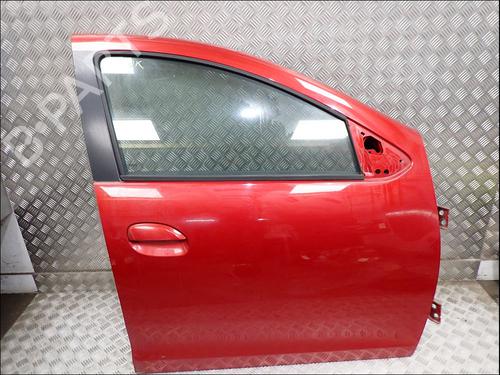 Used Right front door Right front door 37220104 37220104