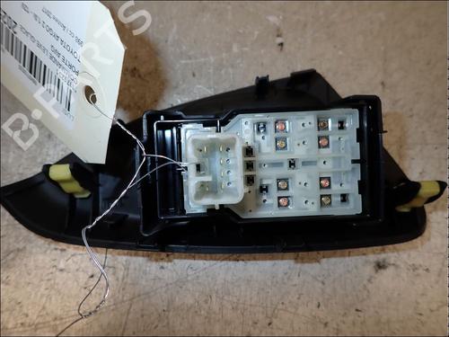 Left front window switch TOYOTA AYGO (_B4_) 1.0 (KGB40) | BP34028467I27 - Image 3