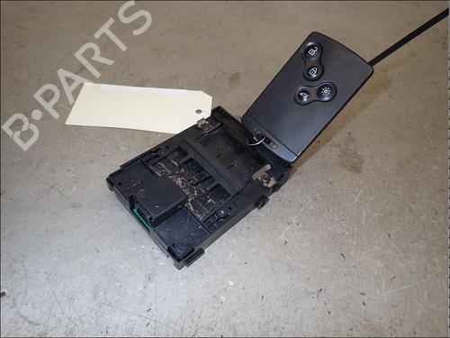 card-reader-renault-scenic-iii-jz01_-2008-2009-2010-2011-2012-2013-2014-2015-2016-34010431 main image