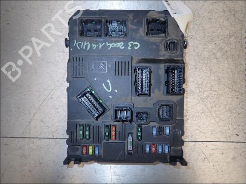 Used Fuse box Fuse box CITROËN C3 I (FC_, FN_) 1.4 HDi (68 hp) 34028360 34028360