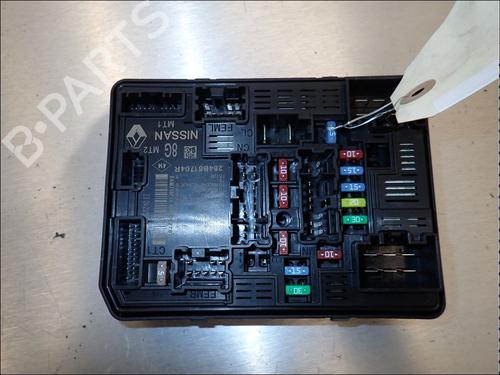 Used Fuse box Fuse box RENAULT CLIO V (B7_) 1.0 TCe 100 (B7MT) (101 hp) 34020613 34020613
