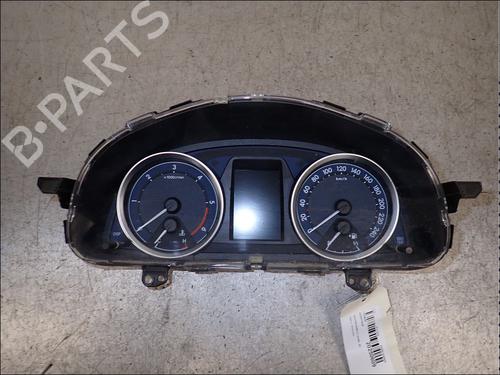 Used Instrument cluster Instrument cluster TOYOTA AURIS Estate (_E18_) 1.4 D-4D (NDE180_) (90 hp) 34034989 34034989