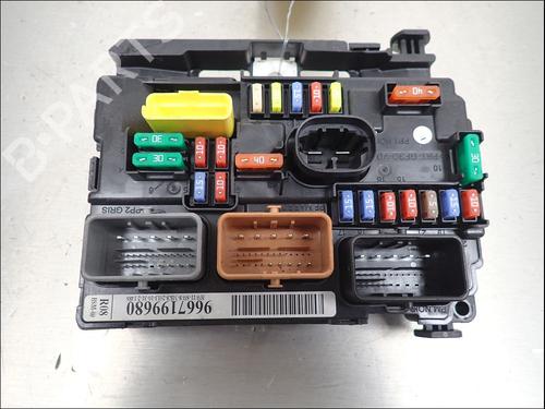 Used Fuse box Fuse box CITROËN C3 II (SC_) 1.2 VTi 82 (82 hp) 40035278 40035278