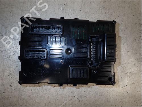 fuse-box-renault-clio-iii-br01-cr01-2005-2006-2007-2008-2009-2010-2011-2012-2013-2014-34036790 main image