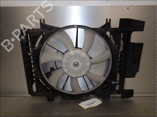 Used Radiator fan Radiator fan TOYOTA YARIS (_P13_) 1.4 D (NLP130_, NLP130) (90 hp) 34010657 34010657