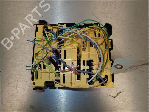 Fuse box PEUGEOT 208 I (CA_, CC_) 1.6 VTi | BP34026191E1 - Image 2