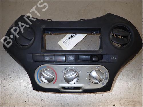 Used Climate control Climate control TOYOTA YARIS (_P1_) 1.0 (SCP10_, SCP10R) (65 hp) 34028352 34028352