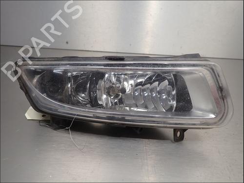 Used Right front fog light Right front fog light 39462233 39462233