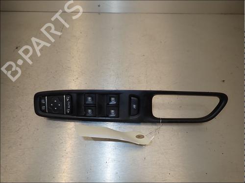 Used Left front window switch Left front window switch RENAULT CAPTUR I (J5_, H5_) 1.3 TCe 150 (J5NK, J5JS) (150 hp) 34028870 34028870