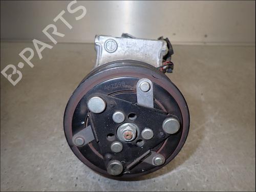Used AC compressor AC compressor RENAULT MEGANE IV Hatchback (B9A/M/N_) 1.2 TCe 130 (B9MR) (130 hp) 35999894 35999894