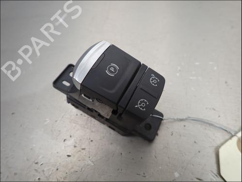 switch-renault-kadjar-ha_-hl_-2015-40620288 main image