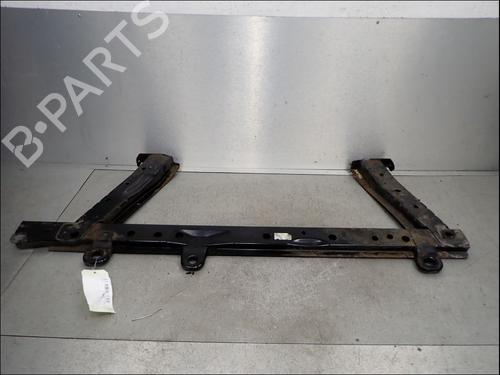 front-bumper-reinforcement-renault-clio-iv-bh_-2012-2013-2014-2015-2016-2017-2018-2019-2020-2021-36459393 main image