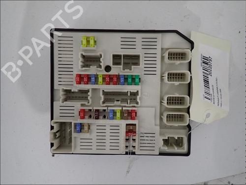 fuse-box-renault-laguna-iii-bt01-2007-2008-2009-2010-2011-2012-2013-2014-2015-34017034 main image