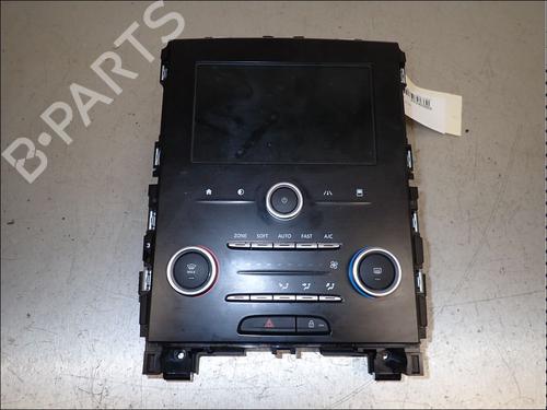 Used Display monitor Display monitor RENAULT MEGANE IV Hatchback (B9A/M/N_) 1.5 dCi 110 (B9A3) (110 hp) 34029604 34029604
