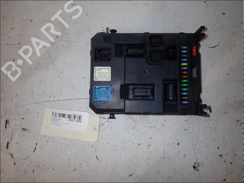 Used Fuse box Fuse box 34022432 34022432
