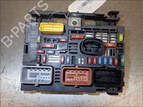 Used Fuse box Fuse box CITROËN C4 Picasso I MPV (UD_) 1.6 HDi (109 hp) 34017523 34017523