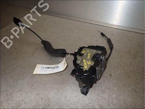 front-right-lock-renault-megane-iii-hatchback-bz01_-b3_-2008-34022563 main image