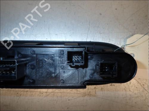 Left front window switch PEUGEOT 308 SW I (4E_, 4H_) 1.6 HDi | BP34029349I27 - Image 4