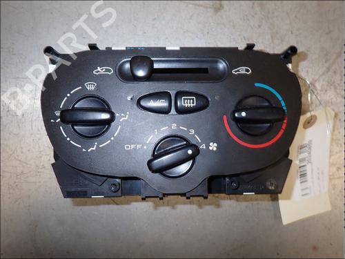 Used Climate control Climate control PEUGEOT 206 Hatchback (2A/C) 1.4 i (75 hp) 34012001 34012001