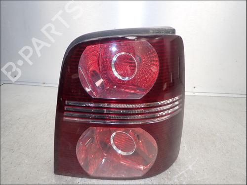 Højre baglygte Højre baglygte VW TOURAN (1T1, 1T2) 2.0 TDI 16V (140 hp) 35893275 35893275
