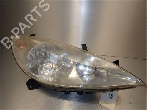 Used Right headlight Right headlight PEUGEOT 307 Break (3E) 2.0 (136 hp) 34025647 34025647