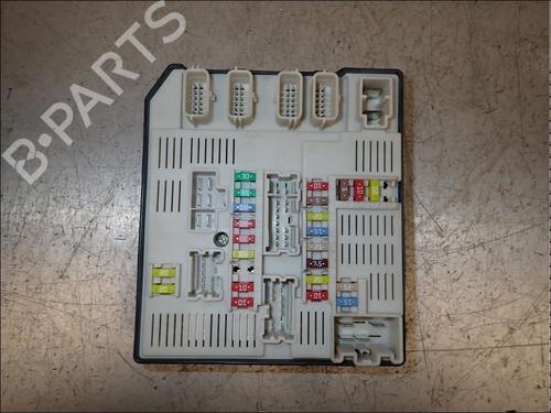 Used Fuse box Fuse box RENAULT MEGANE III Hatchback (BZ0/1_, B3_) 1.5 dCi (106 hp) 34016449 34016449